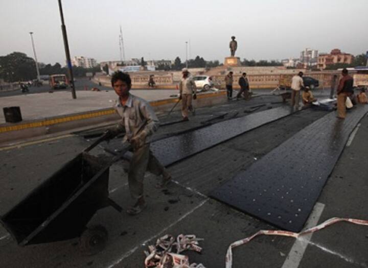 Centre to invest Rs 75000 cr for Uttar Pradesh roads