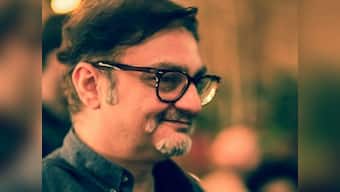 Theatre as a medium is alive and kicking: Vinay Pathak