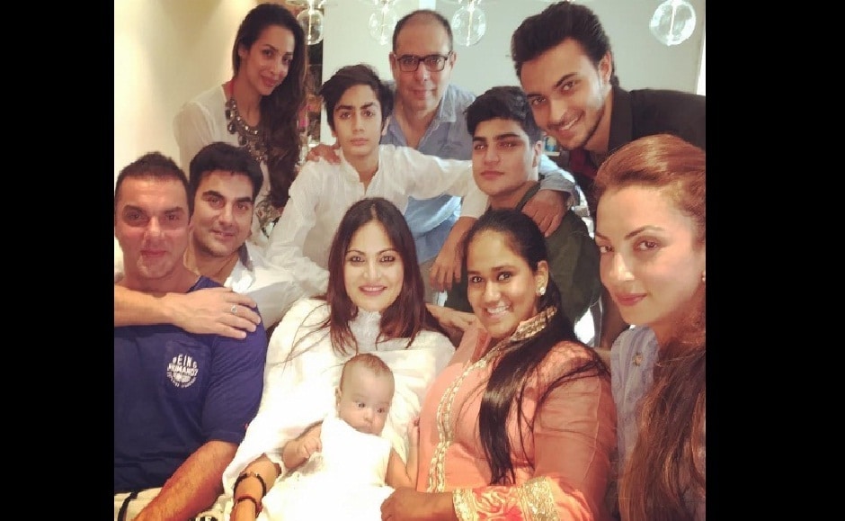 The Khan family with Malaika Arora and Arbaaz Khan. Image from Arpita Khan Sharma's instagram account. The Khan family with Malaika Arora and Arbaaz Khan. Image from Arpita Khan Sharma's instagram account.