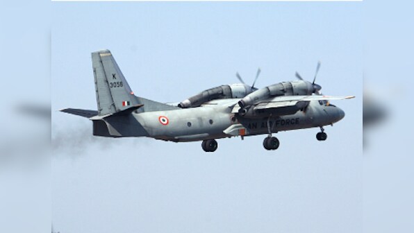 Floating debris recovered in Bay of Bengal, could be from AN-32, says Manohar Parrikar