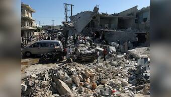 France terms bombing in Syria's Aleppo 'war crimes', calls for humanitarian truce