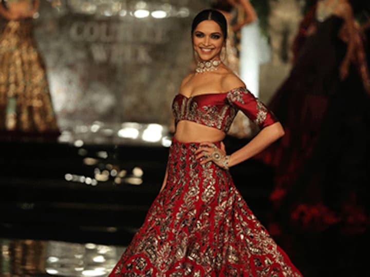 Deepika Padukone, Fawad Khan wow as Manish Malhotra's show-stoppers at Couture Week