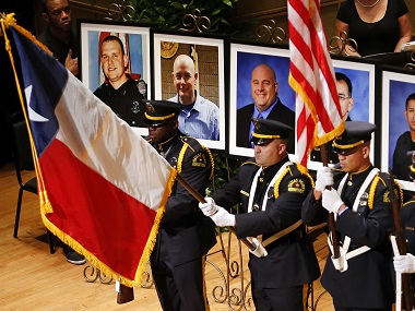 Dallas shooting: Thousands gather to mourn, honour three slain officers Dallas shooting: Thousands gather to mourn, honour three slain officers