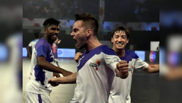 Premier Futsal: Kochi stage comeback to thrash Mumbai; Kolkata, Bengaluru play out draw