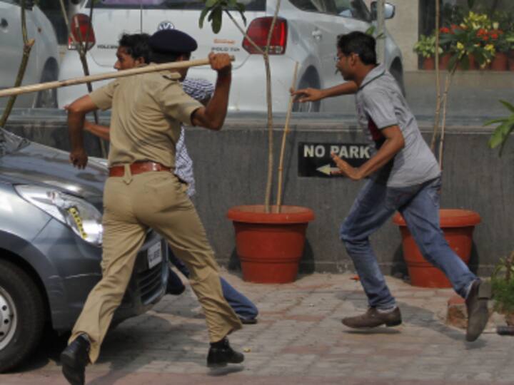 Congress blames RSS-BJP for attacks on Dalits; Rajnath Singh refutes