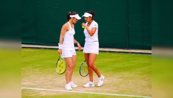 Wimbledon 2016: Sania Mirza-Martina Hingis dispatch Japanese duo in quick fashion, storm into Round 3