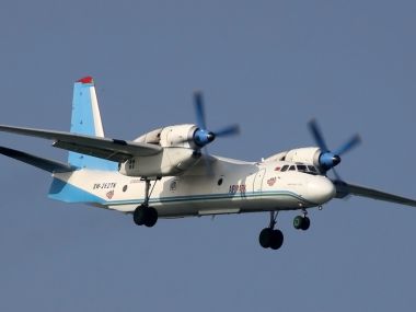 LIVE: Indian Air Force plane Antonov AN-32 still missing, Parrikar rushes to Chennai LIVE: Indian Air Force plane Antonov AN-32 still missing, Parrikar rushes to Chennai