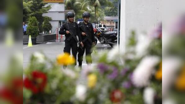 Indonesia: Suicide attack on police station in Solo, officer injured