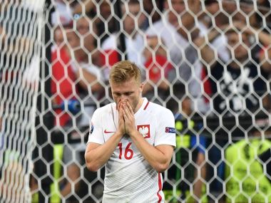 Poland stands by Jakub Blaszczykowski after penalty miss allows Portugal to go through to semi-finals Poland stands by Jakub Blaszczykowski after penalty miss allows Portugal to go through to semi-finals