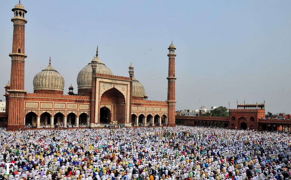 In pictures: Delhi celebrates Eid-ul-Fitr at Jama Masjid, Feroz Shah ...