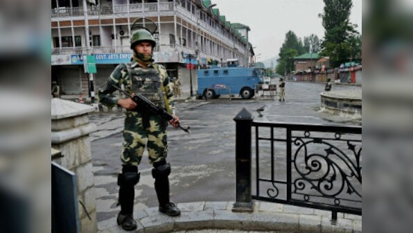 Curfew, shutdown continue for 13th day in Valley