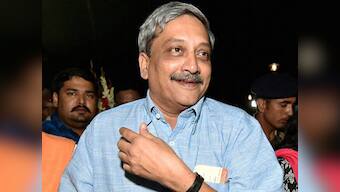 Facilities for Kashmiri separatists should have been withdrawn long time back: Manohar Parrikar