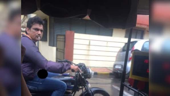 Timely tweet lands masturbating motorcyclist in Mumbai Police net