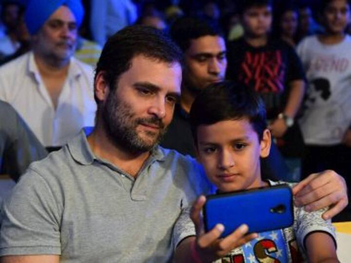 Vijender Singh vs Kerry Hope: Rahul Gandhi trolled by crowd with 'Modi' chants during title clash