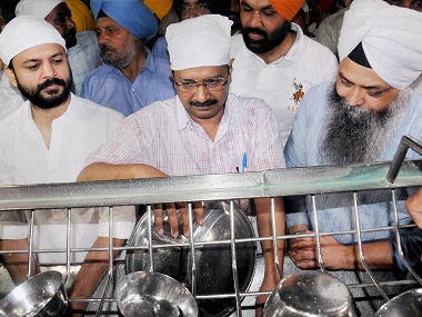 Just why was Arvind Kejriwal performing 'sewa' at the Golden Temple? Just why was Arvind Kejriwal performing 'sewa' at the Golden Temple?