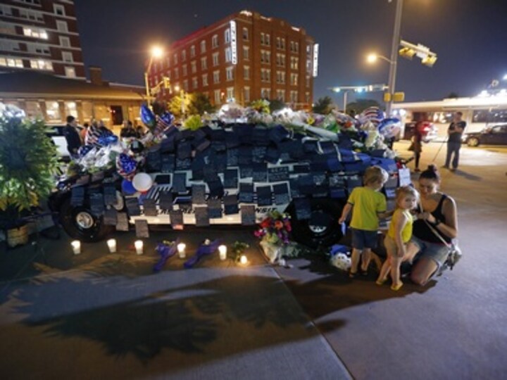 Cops using robot to kill Dallas shooter starts ethics debate