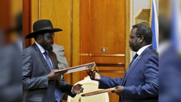 South Sudan clashes: Warring factions declare ceasefire in Juba as fears of civil war grow
