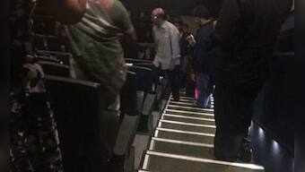 'Kabali' Rajinikanth stuns fans in Virginia after surprise appearance at film's show