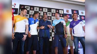 Speed, skills, thrills: Ronaldinho, Ryan Giggs, Falcao kick-off Premier Futsal on Friday