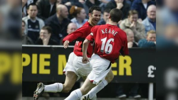 Euro 2016: Wales' Ryan Giggs taunts Roy Keane and Ireland, gets a friendly slap in return