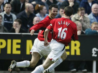 Euro 2016: Wales' Ryan Giggs taunts Roy Keane and Ireland, gets a friendly slap in return Euro 2016: Wales' Ryan Giggs taunts Roy Keane and Ireland, gets a friendly slap in return