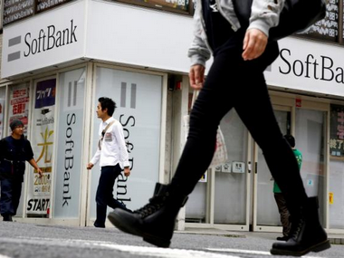 SoftBank to buy UK chip designer ARM for around $32 billion SoftBank to buy UK chip designer ARM for around $32 billion