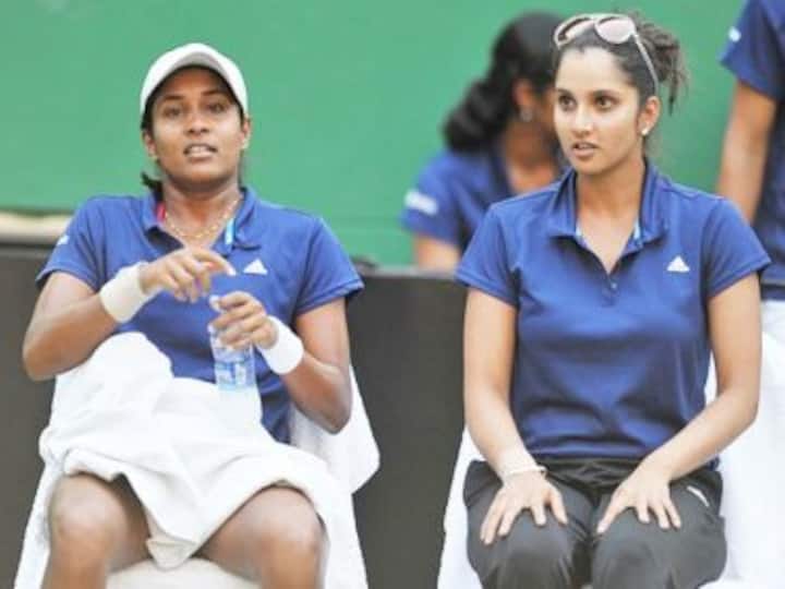 Rio Olympics 2016: Sania Mirza-Prarthana Thombare lose narrowly to Shuai Zhang-Shuai Peng in first round