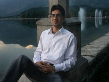 Kashmir IAS topper Shah Faesal slams media for putting him in same frame as Burhan Wani Kashmir IAS topper Shah Faesal slams media for putting him in same frame as Burhan Wani