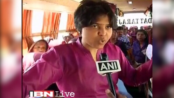 Trupti Desai thrashes man near Pune who 'raped' woman, refused to marry her