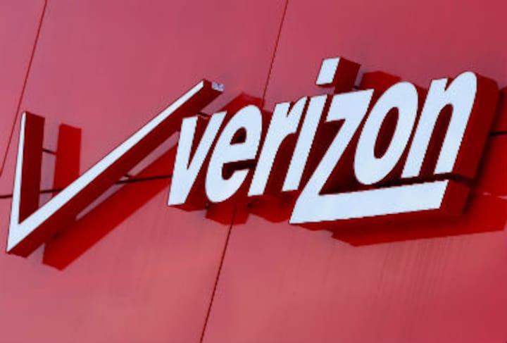 With Yahoo!, Verizon bets big on digital but gets nowhere near Google, FB