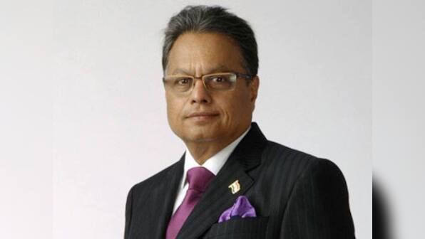Fadnavis wants collector to go-slow after ex-MP Vijay Darda gets notice to vacate illegally occupied flats