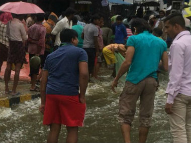 Rains lash Bengaluru with flooding in parts of city; heavy downpour predicted in next 48 hours Rains lash Bengaluru with flooding in parts of city; heavy downpour predicted in next 48 hours