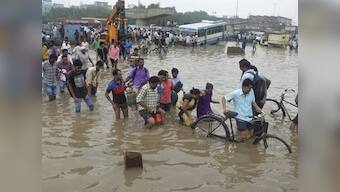 Gurgaon chock-a-block situation eases; continuous downpour slows traffic
