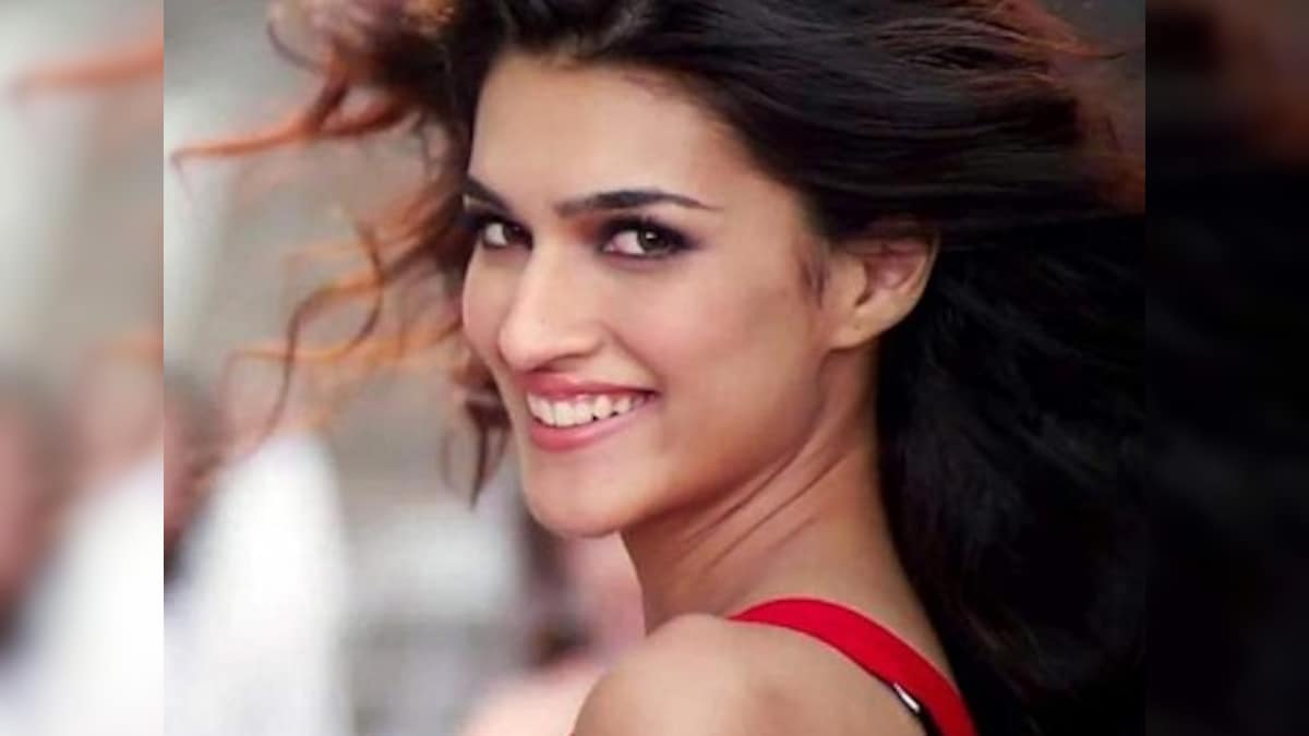 Kriti Sanon to play protagonist for first time in Raees director Rahul Dholakia's upcoming thriller