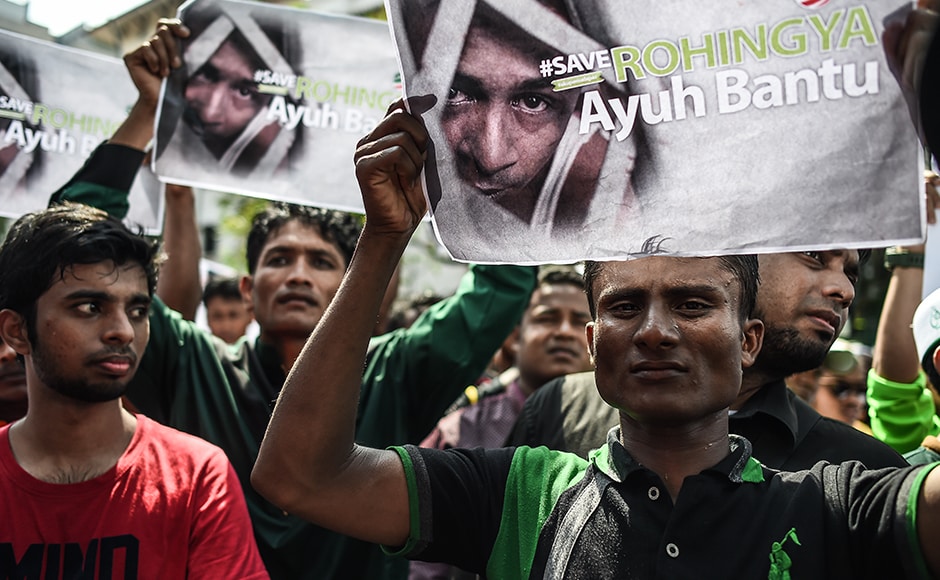 About 120,000 of them are confined in 67 camps and suffer all kinds of restrictions since the outbreak of sectarian violence in 2012 between this minority and the Buddhist majority in the region, which caused at least 160 deaths. Photo: AFP. About 120,000 of them are confined in 67 camps and suffer all kinds of restrictions since the outbreak of sectarian violence in 2012 between this minority and the Buddhist majority in the region, which caused at least 160 deaths. Photo: AFP.
