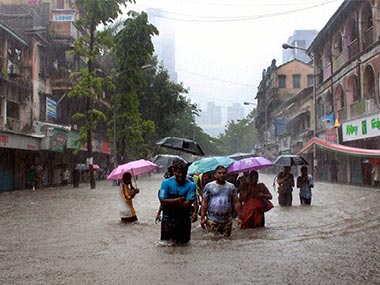 Mumbai to face very heavy rainfall in next 48 hrs: MeT department Mumbai to face very heavy rainfall in next 48 hrs: MeT department