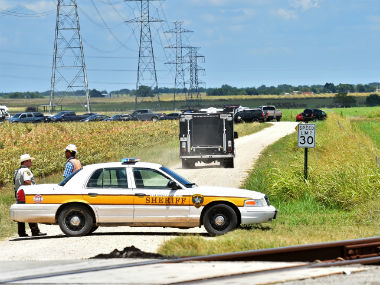 Texas: Atleast 16 dead after hot air balloon bursts into flames and crashes Texas: Atleast 16 dead after hot air balloon bursts into flames and crashes