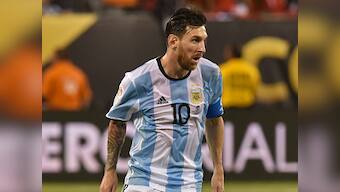 Lionel Messi cannot fix all of Argentina's problems, says coach Edgardo Bauza