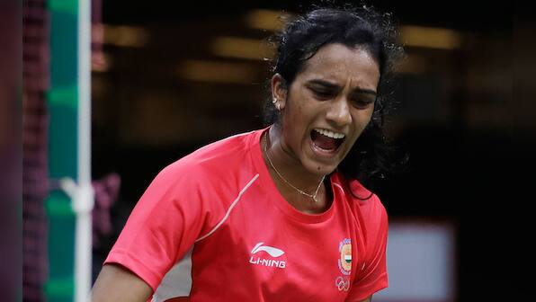PV Sindhu, Kidambi Srikanth advance to quarter-finals, Vikas Krishan's loss ends India's boxing campaign