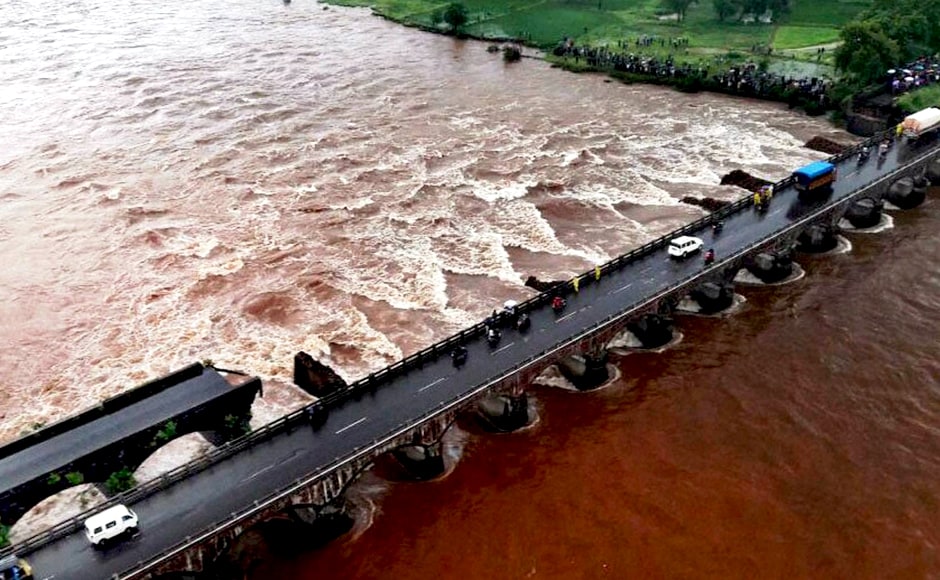 Mumbai-Goa highway bridge collapses, rescue ops underway - Photos News