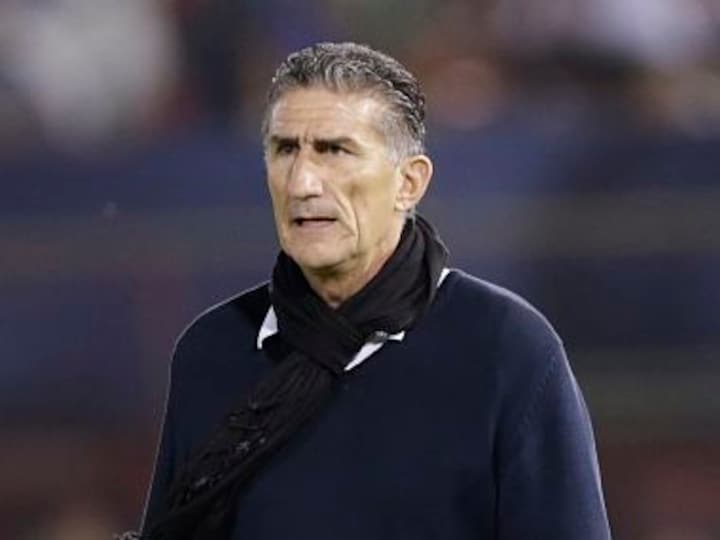 Argentina appoints Edgardo Bauza as national team coach