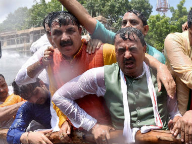 BJP files police complaint against Akhilesh Yadav, police for lathi-charge on protesting members BJP files police complaint against Akhilesh Yadav, police for lathi-charge on protesting members