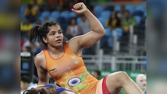 Rio Olympics 2016: Sakshi Malik’s bronze medal sets Twitter ablaze with praise