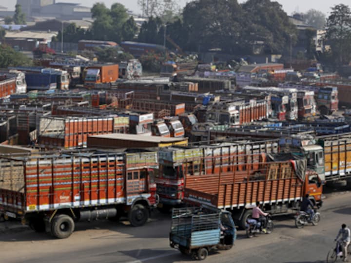 GST launch: New tax regime isn’t perfect; but by disowning it, Congress is forgetting fair rules of the game