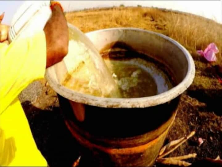 NHRC issues notice to UP government over spurious liquor production in Mainpuri; 150 women lost husbands to hooch, say reports