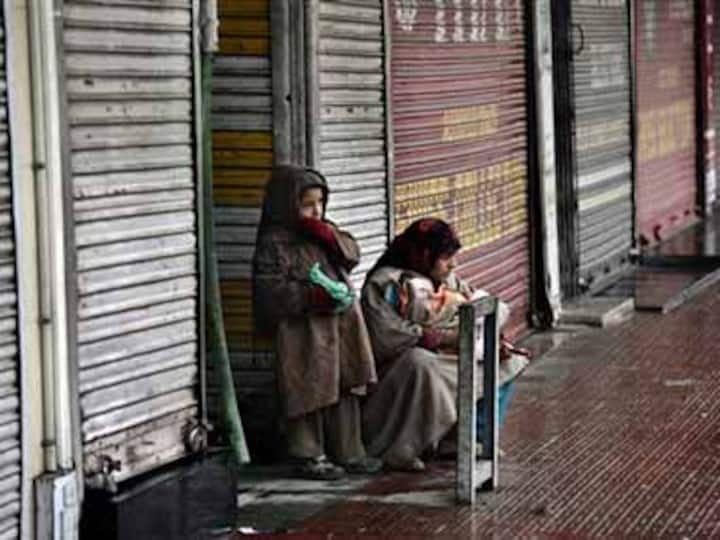 Shops, schools closed in Kashmir Valley after separatists call for strike against first phase of voting in Lok Sabha Election