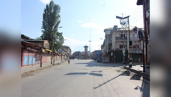 Army, police, CRPF storm Srinagar's Lal Chowk to 'cordon and search' in joint operation