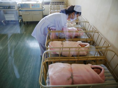 Women to get 6 months maternity leave, Cabinet clears changes to Act Women to get 6 months maternity leave, Cabinet clears changes to Act