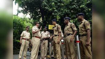 Four youths try to drown cop: A sign that society is losing respect for the police force