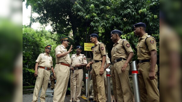 Four youths try to drown cop: A sign that society is losing respect for the police force